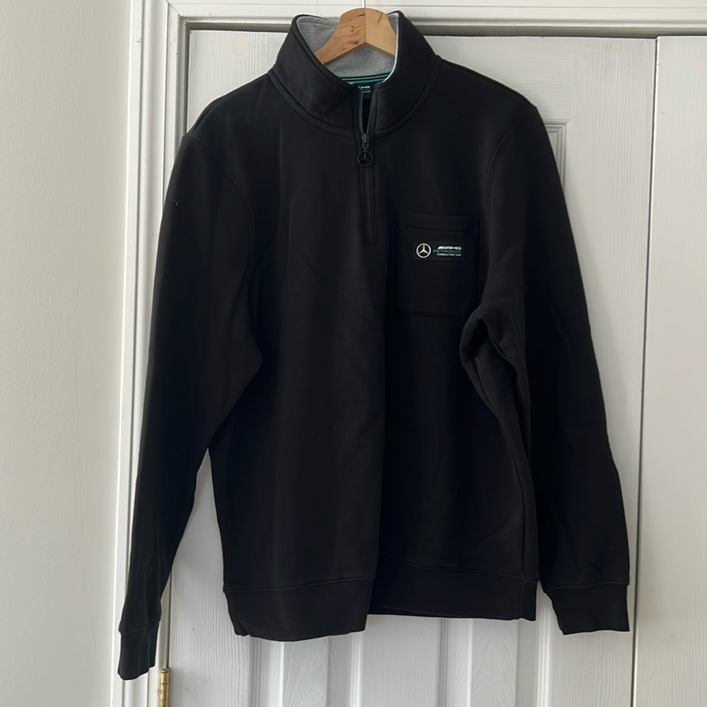 Men’s Mercedes 1/4 zip Sweatshirt Size Large